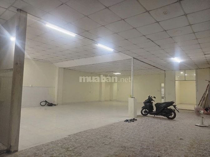 Cho thuê Nhà nguyên căn LÔ GÓC  - làm kho - văn phòng đại diện