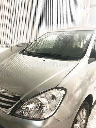 Toyota Innova 2010 G - 139000 km