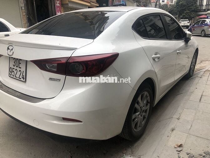 Mazda 3 2017 1.5 Sedan - 350000 km