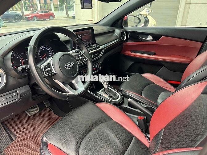 Kia Cerato 2019 2.0 AT PREMIUM - 86789 km