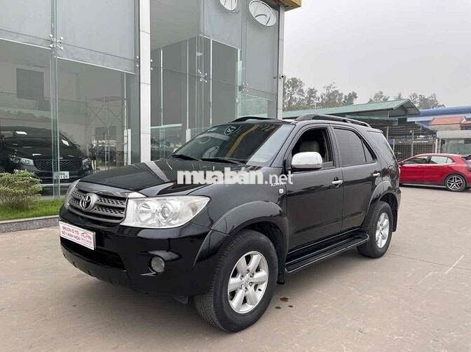 Toyota Fortuner 2010 2.7V - 150000 km