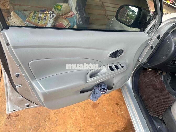 Nissan Sunny 2014 1.5MT - 200000 km