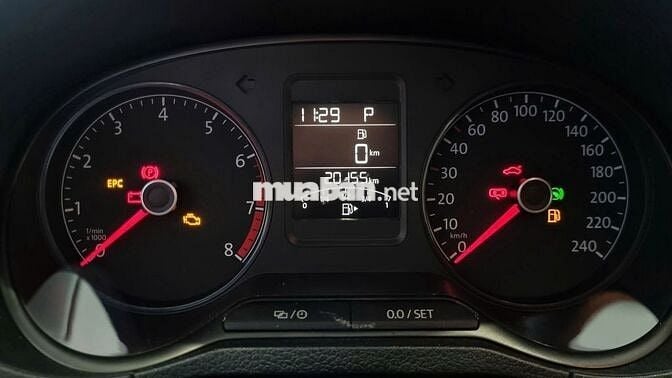Volkswagen Polo Đỏ 2021 [BAO LĂN BÁNH 499tr]