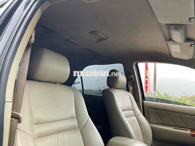 Toyota Fortuner 2010 2.7V - 150000 km