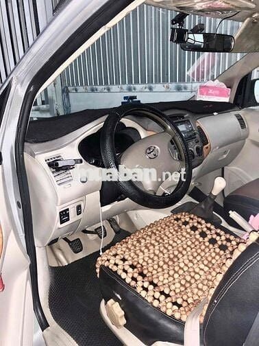 Toyota Innova 2010 G - 139000 km