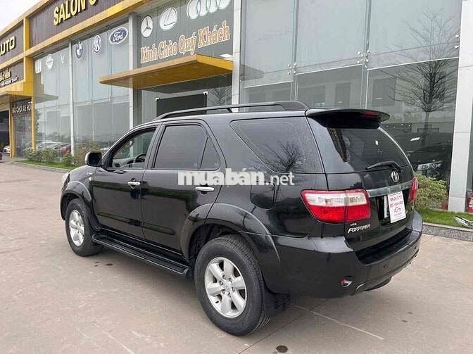 Toyota Fortuner 2010 2.7V - 150000 km