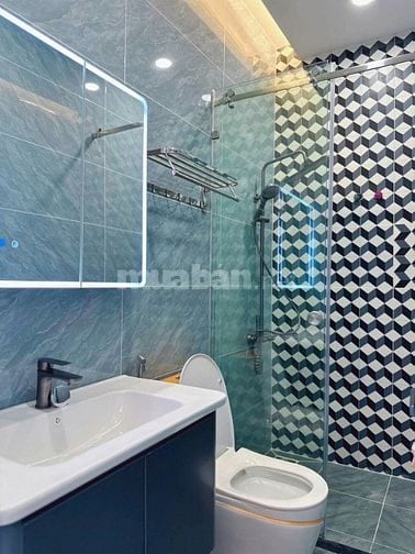 NHÀ BÌNH TÂN (4M x 12,6M) CÁCH BỆNH VIỆN BÌNH TÂN CHỈ 300M. HƯỚNG TÂY