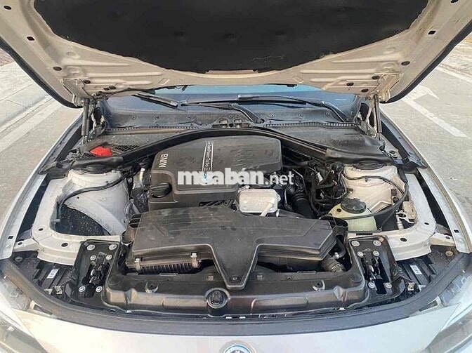 BMW 3 Series 2***00 km
