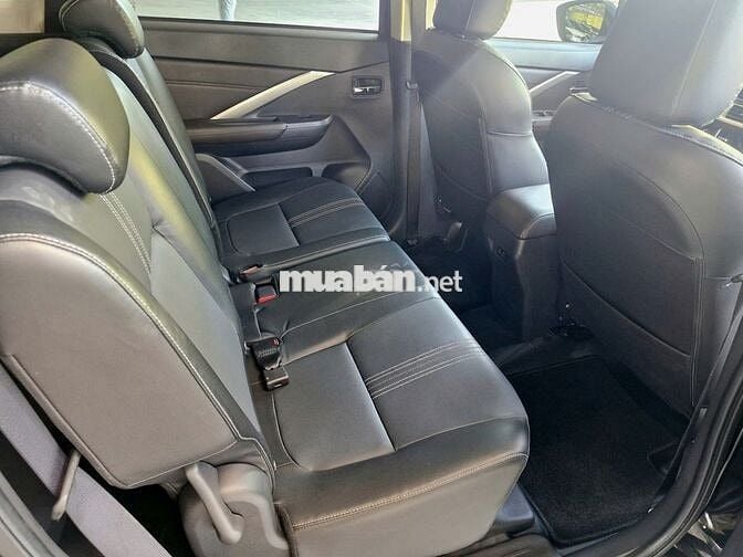 Mitsubishi Xpander 2022 Premium như mới - 5410 km
