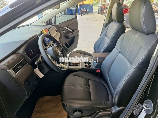 Mitsubishi Xpander 2022 Premium như mới - 5410 km