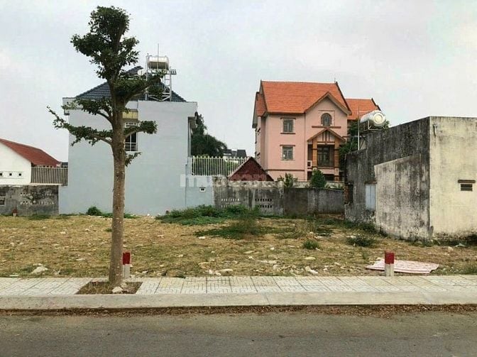 Cần bán sỉ  5 lô đất liền kề , gần bến xe Củ Chi, giá rẻ nhất khu vực