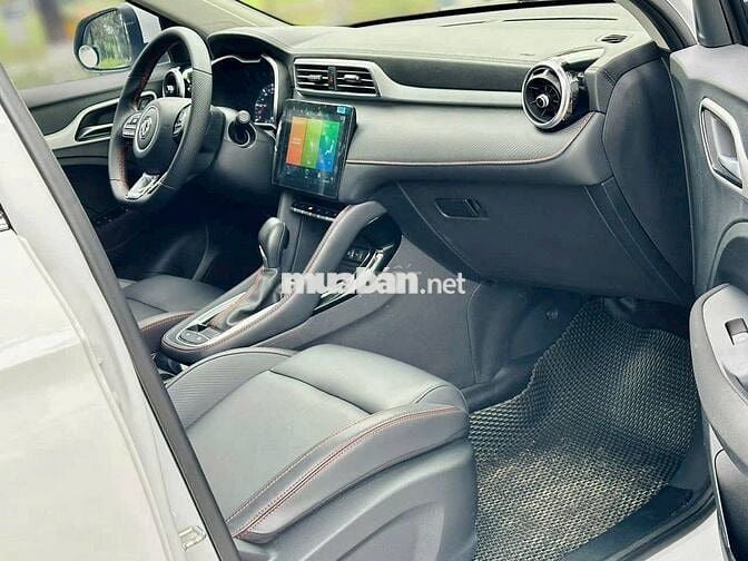 MG Zs Std 2025 tặng Phim, Cam, Thảm tặng Trước bạ