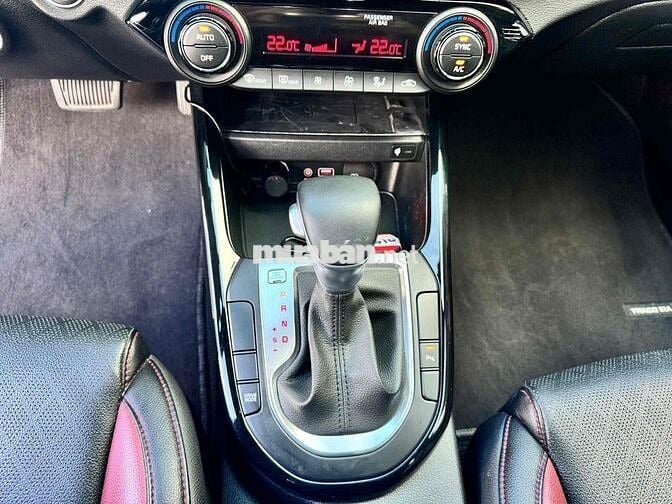 Kia Cerato 2020 2.0 AT Premium - 22000 km