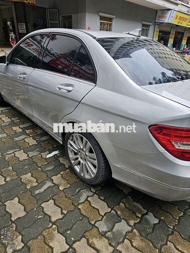 Mercedes Benz C Class 2011 C250 - 106000 km