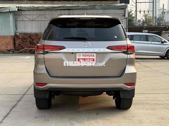 Toyota Fortuner 2021 - Máy Dầu - Số Sàn - Gia Đình