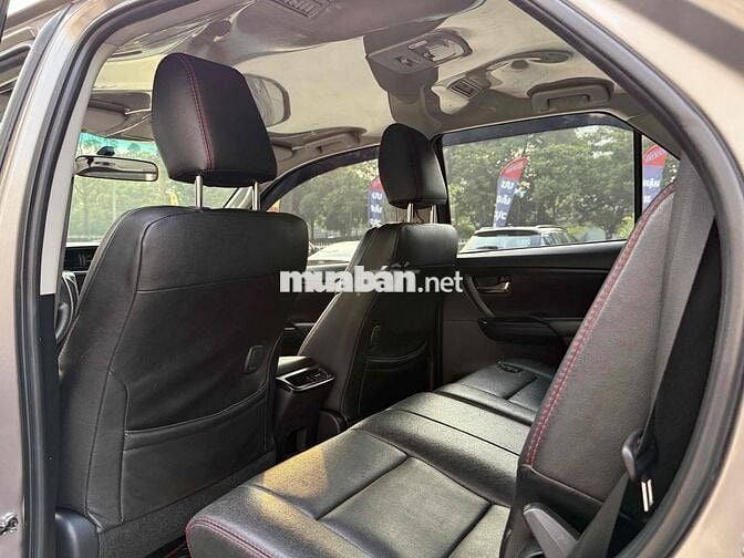 Toyota Fortuner 2021 - Máy Dầu - Số Sàn - Gia Đình