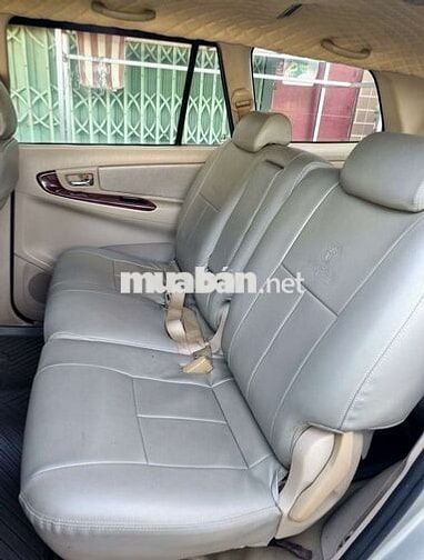 Toyota Innova 2.0G đời 2006 xe gia đình siêu đẹp