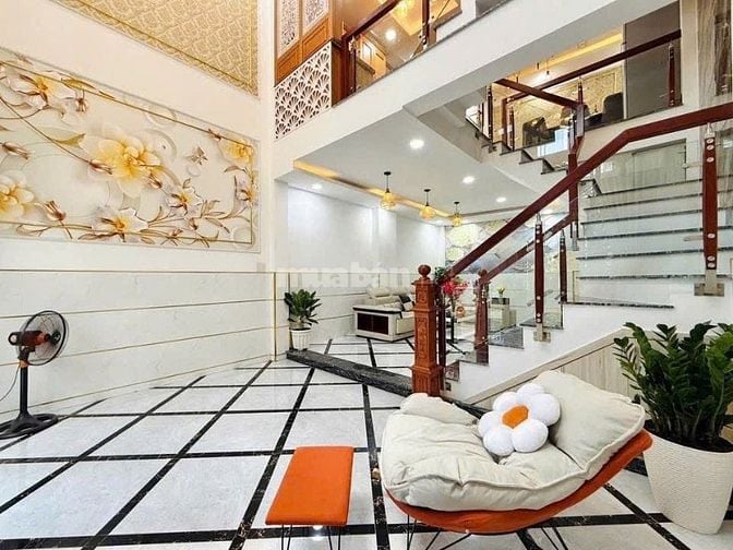 Nhà hẻm ô tô giá hữu nghị Mai Văn Ngọc PNhuận.40m2/2tỷ550 SHR 