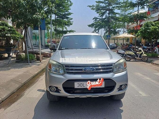 Ford Everest 2015 2.5L 4x2AT 7chỗ máy dầu kinh tế