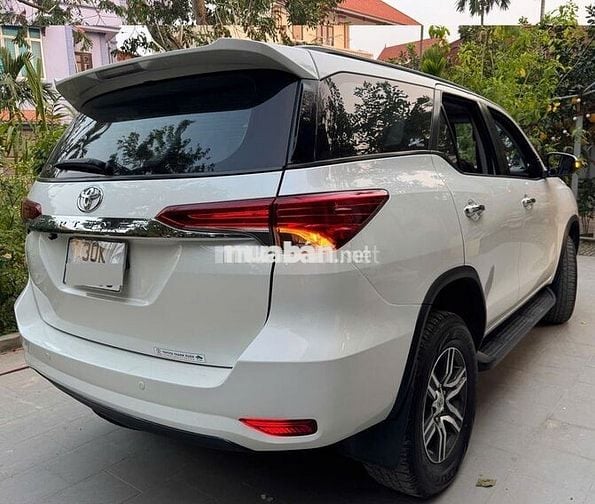 Toyota Fortuner 2019 2.7V 4x2 AT - 700000 km