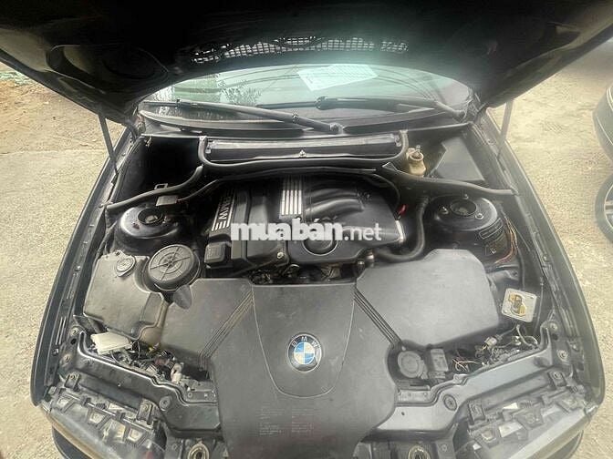 BMW 3 Series 2003 - 220000 km