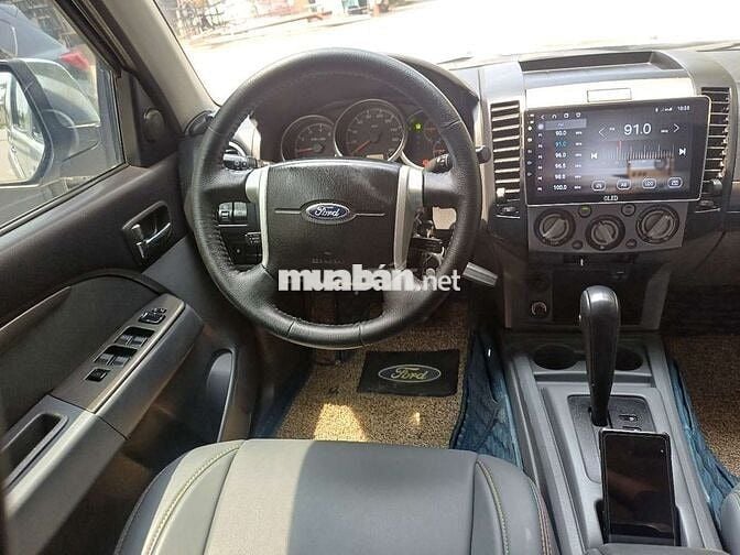 Ford Everest 2015 2.5L 4x2AT 7chỗ máy dầu kinh tế