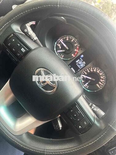 Toyota Hilux 2021 2.4E 4x2 AT - 80000 km