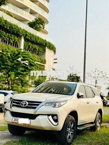 Toyota Fortuner 2019 2.7V 4x2 AT - 700000 km