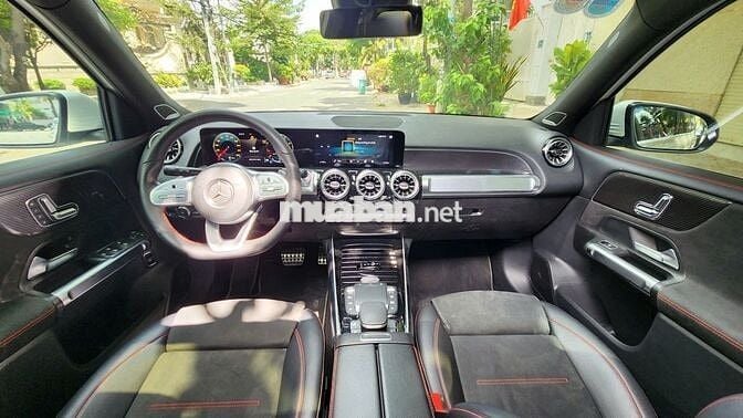 Bán xe GLB35 AMG 4MATIC sx 2021 - 47000 km zin