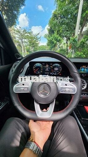 Bán xe GLB35 AMG 4MATIC sx 2021 - 47000 km zin