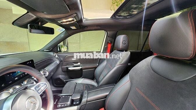 Bán xe GLB35 AMG 4MATIC sx 2021 - 47000 km zin