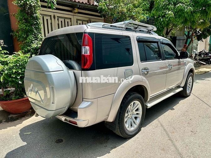 Bán Ford Everest 2015 MT siêu mới