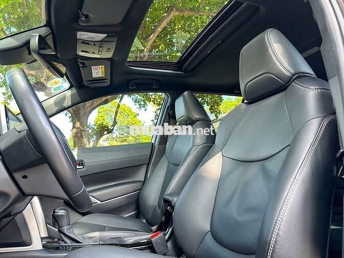 Toyota Corolla Cross bản V chất ngon, zá thơm hời!