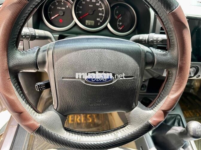 Bán Ford Everest 2015 MT siêu mới