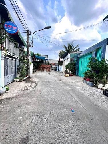 Bán đất (5x20) tặng dãy trọ ngay 1 xẹc Nguyễn Thị Ngâu Hóc Môn 900tr