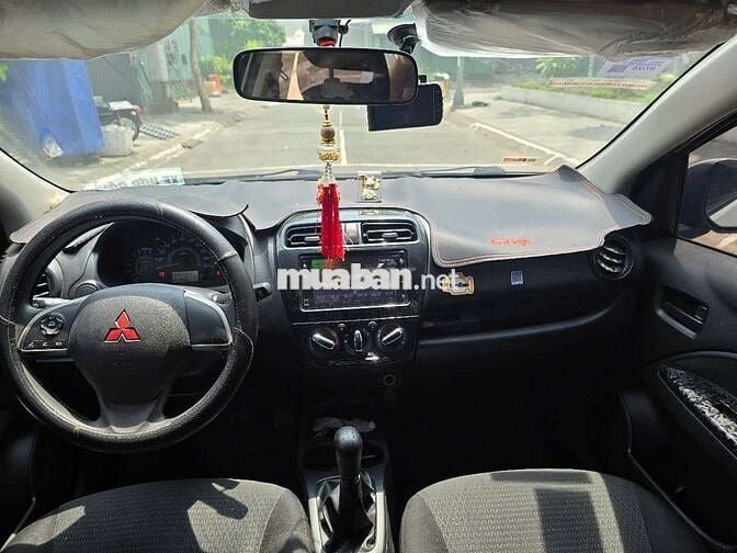 Mitsubishi Attrage 1.2 MT sx 2023 - 48000 km