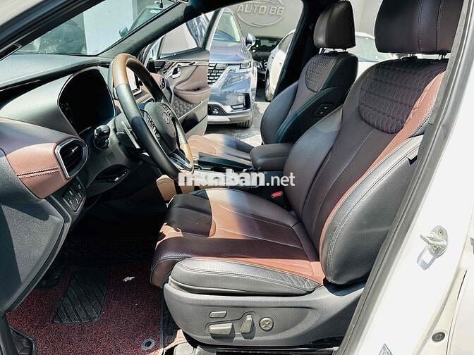Hyundai SantaFe 2019 2.2D Premium - 100000 km