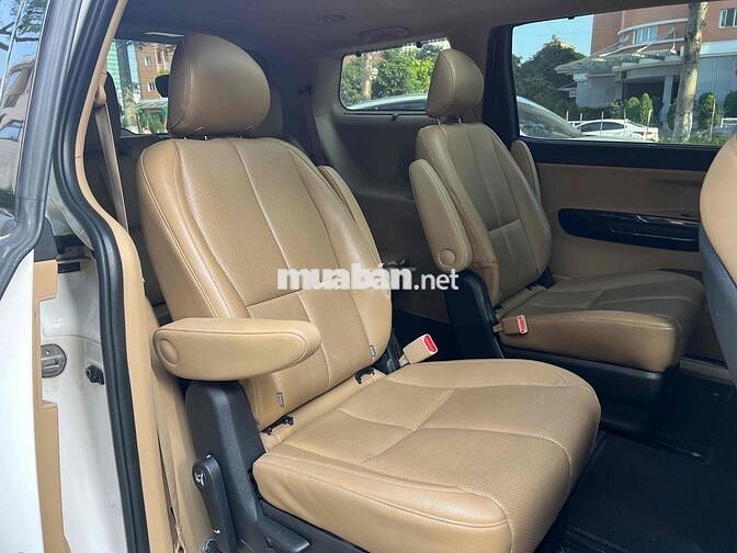 Kia Sedona 2020 DAT Luxury - 50000 km