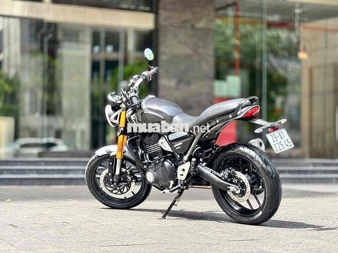 Triumph Speed 400 2024