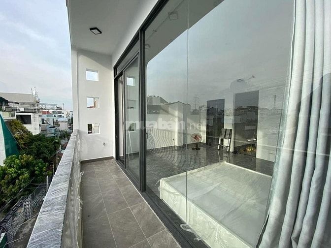 Bán nhà 2 mặt tiền Lê Đại Hành,Q.11. Đối diện sân vận động Phú Thọ