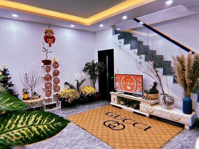 Bán nhà 2 mặt tiền Lê Đại Hành,Q.11. Đối diện sân vận động Phú Thọ