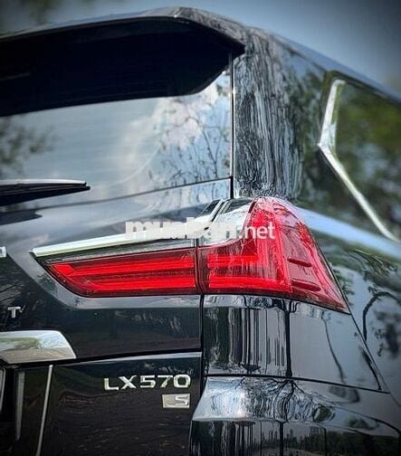 Lexus LX570 Super Sport Đời 2018 đi 7v km