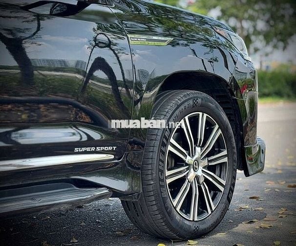 Lexus LX570 Super Sport Đời 2018 đi 7v km