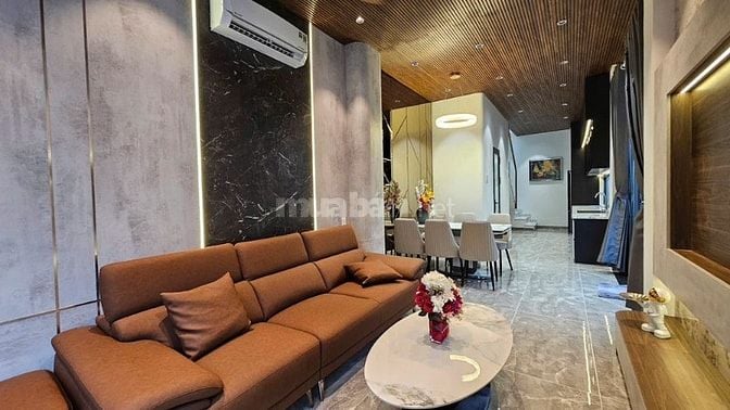 BÁN NHÀ ĐẸP  LÔ GỐC ,4 LẦU 3PN ,SHR HOÀN CÔNG ,PHẠM HỮU LẦU, QUẬN 7