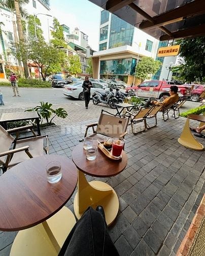 Tôi chính chủ bán chung cư 19 Nguyễn Trãi - Fafilm VNT Tower (Lô góc)