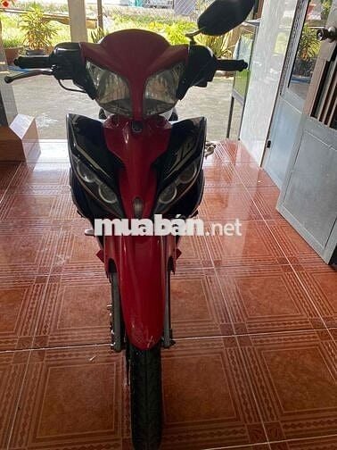 Jupiter gravita xe zin từ đầu tới đuôi