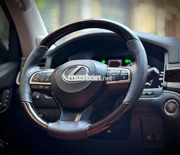 Lexus LX570 Super Sport Đời 2018 đi 7v km