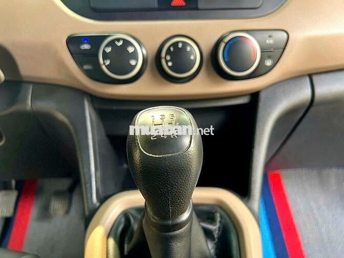 Hyundai Grand i10 2017 1.2 MT - Xanh đẹp