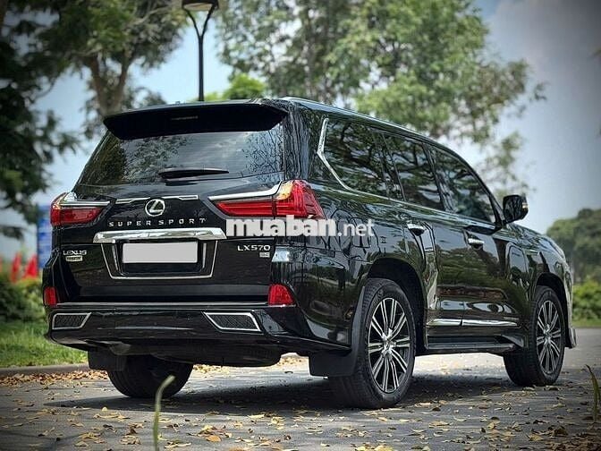 Lexus LX570 Super Sport Đời 2018 đi 7v km