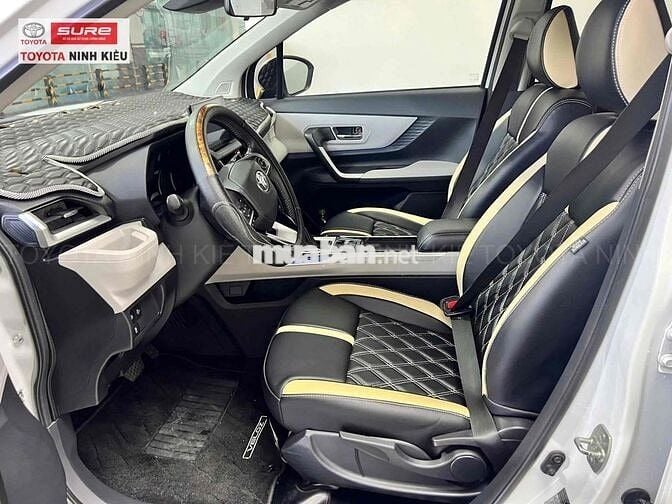 Toyota Veloz Cross 2022 CVT Top - 76000 km